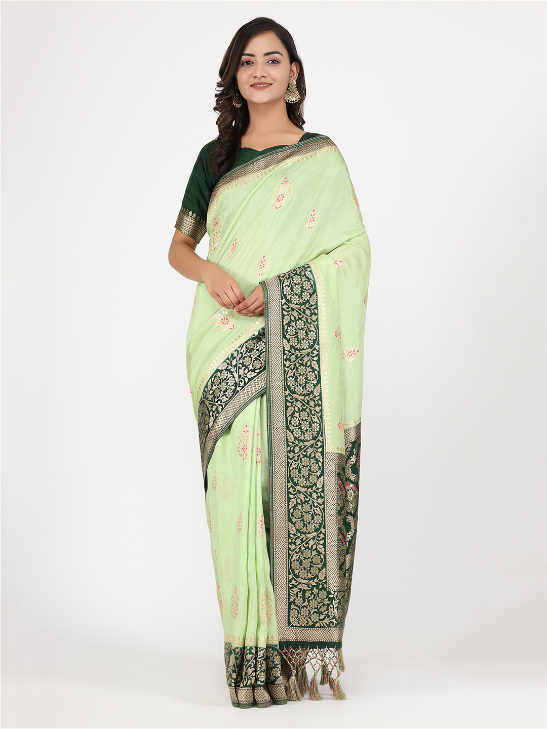

YAVIRA SILK Ethnic Motifs Woven Design Zari Saree, Green