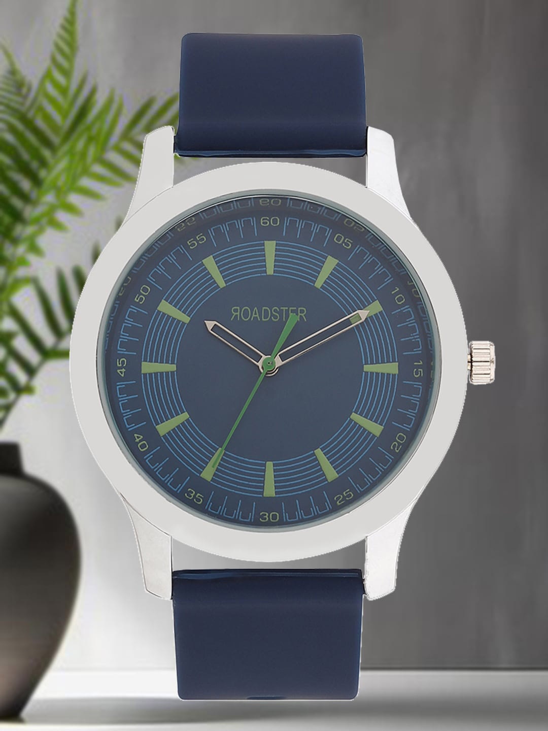 

The Roadster Lifestyle Co. Men Analogue Water Resistant Watch HOBRD-NEW-111, Blue