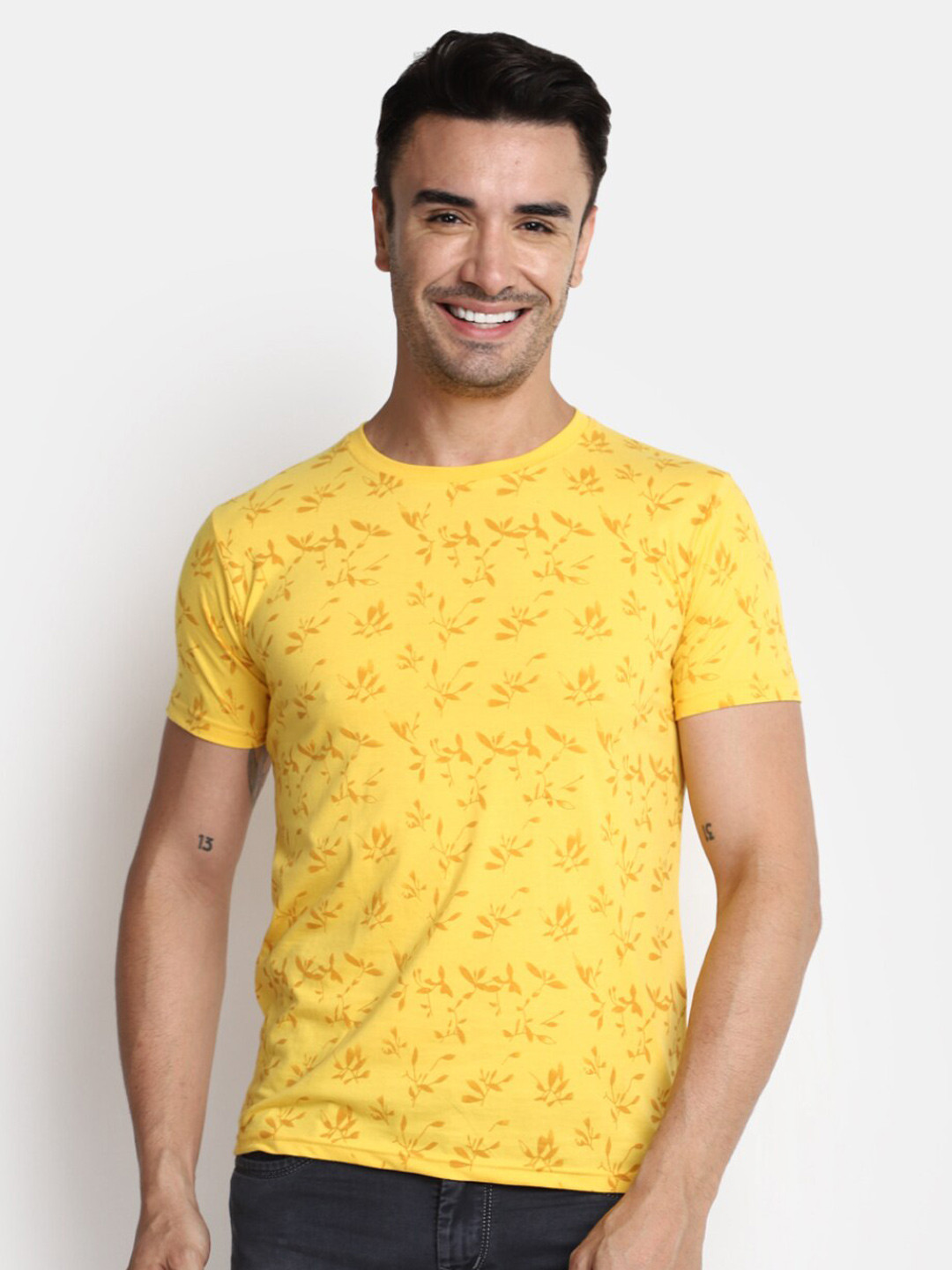 

V-Mart Floral Printed Slim Fit Cotton T-Shirt, Yellow