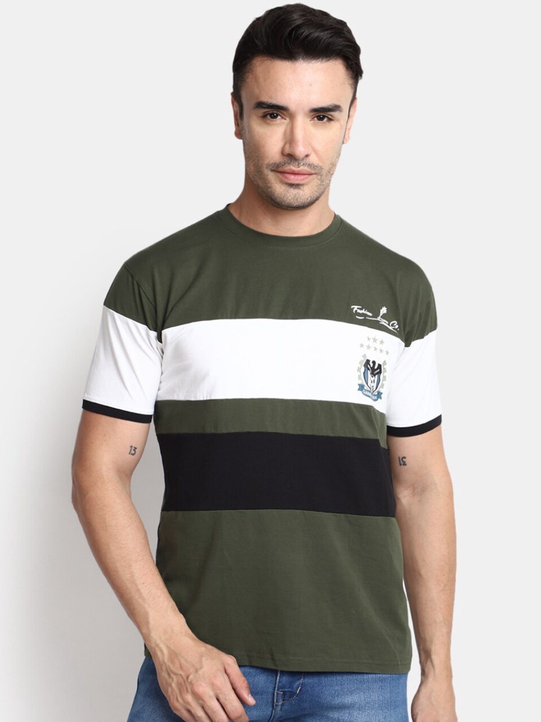 

V-Mart Colourblocked Round Neck Cotton T-shirt, Green