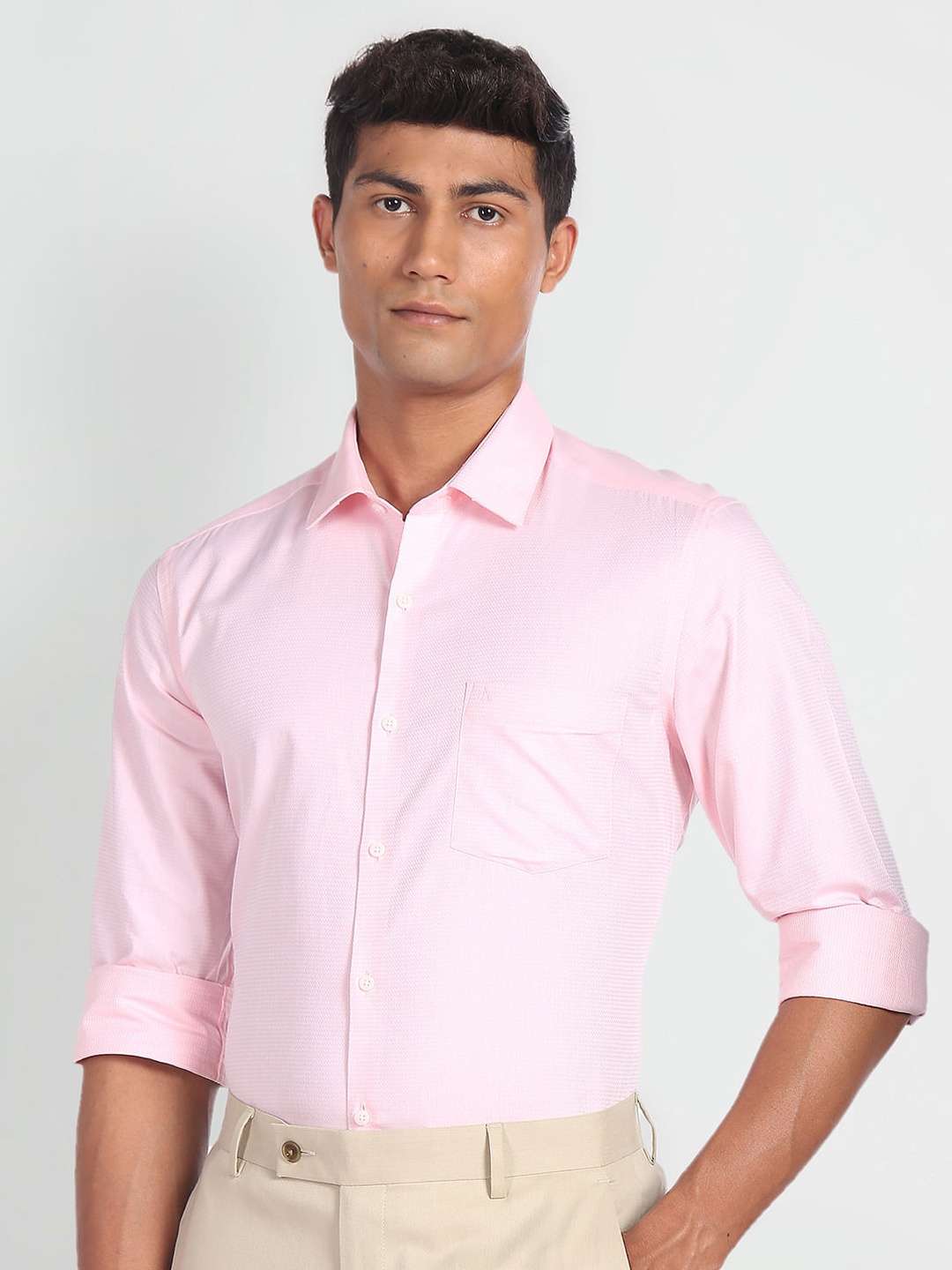 

Arrow Men Micro Ditsy Printed Slim Fit Opaque Cotton Twill Formal Shirt, Pink