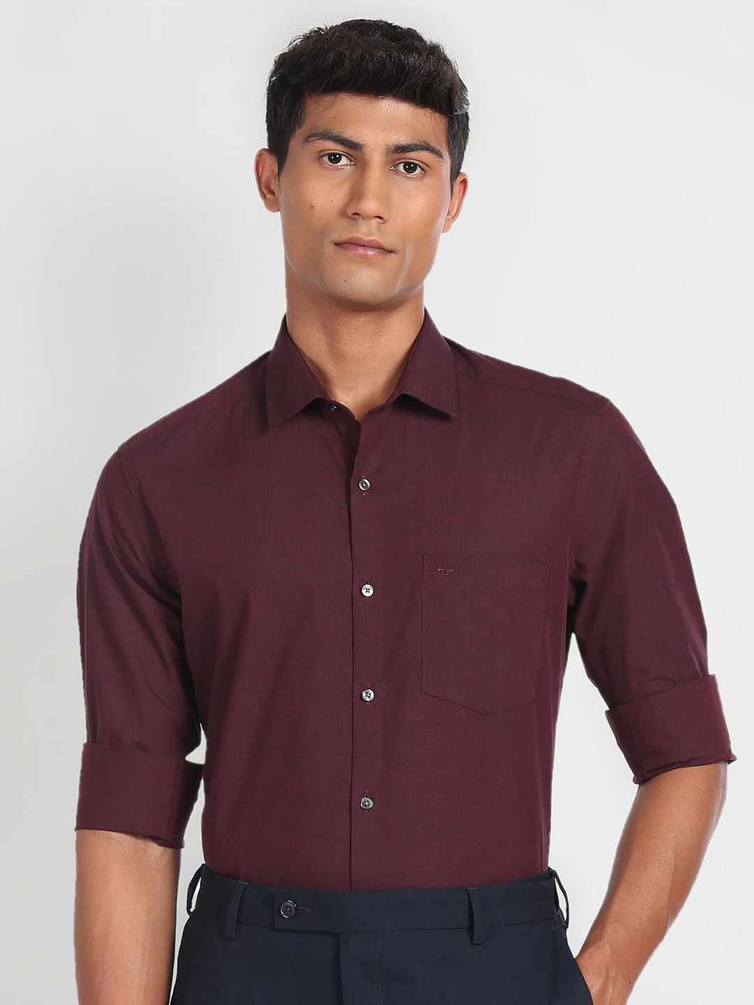 

Arrow Slim Fit Cutaway Collar Pure Cotton Formal Shirt, Red