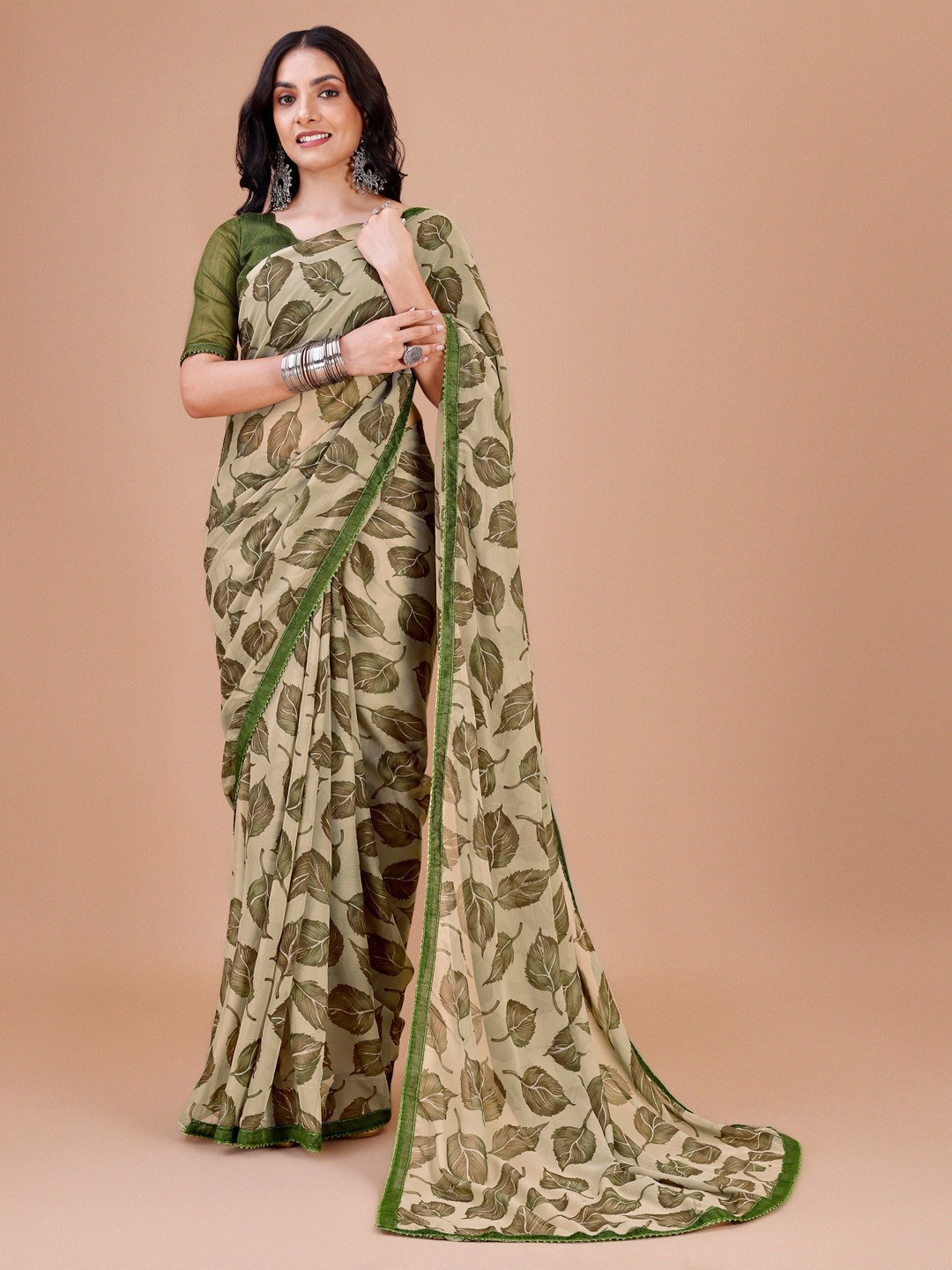 

Dori Floral Printed Pure Chiffon Saree, Green