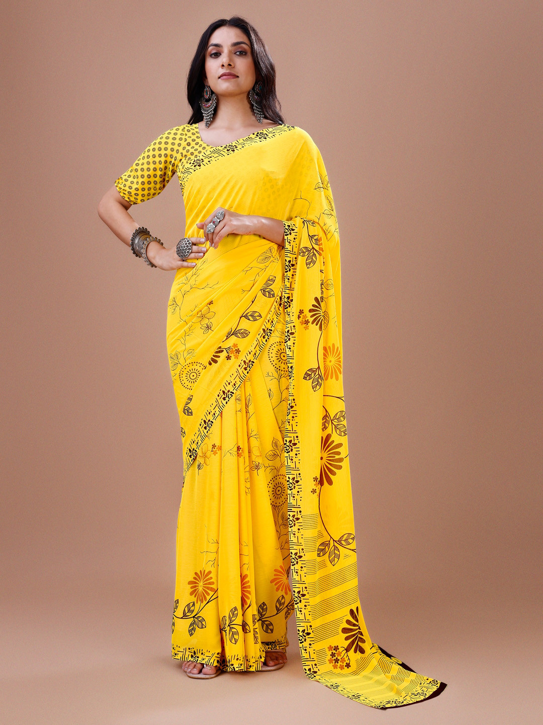 

Dori Floral Printed Pure Georgette Saree, Yellow