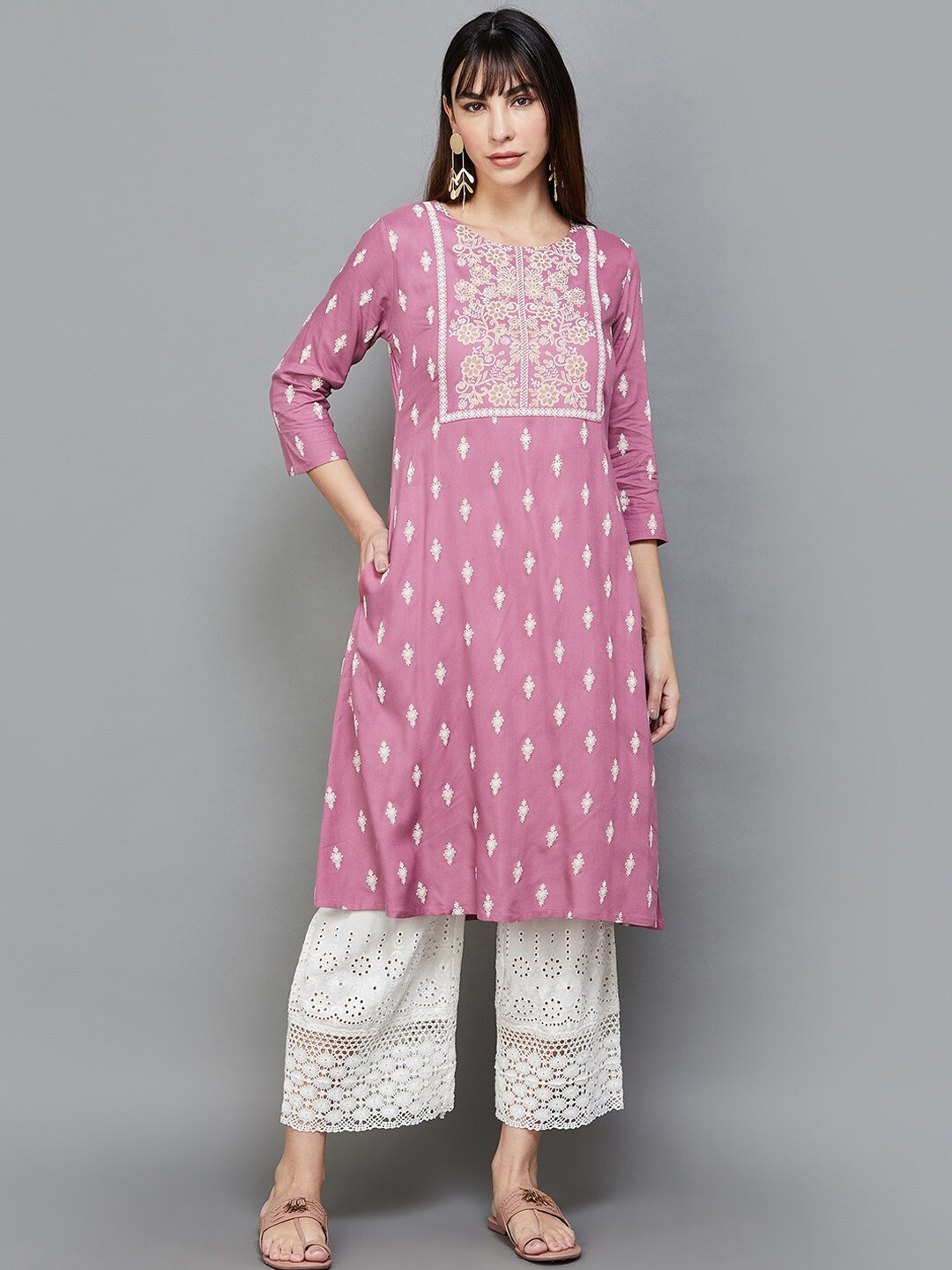 

Melange by Lifestyle Paisley Printed Sequinned Kurta, Pink