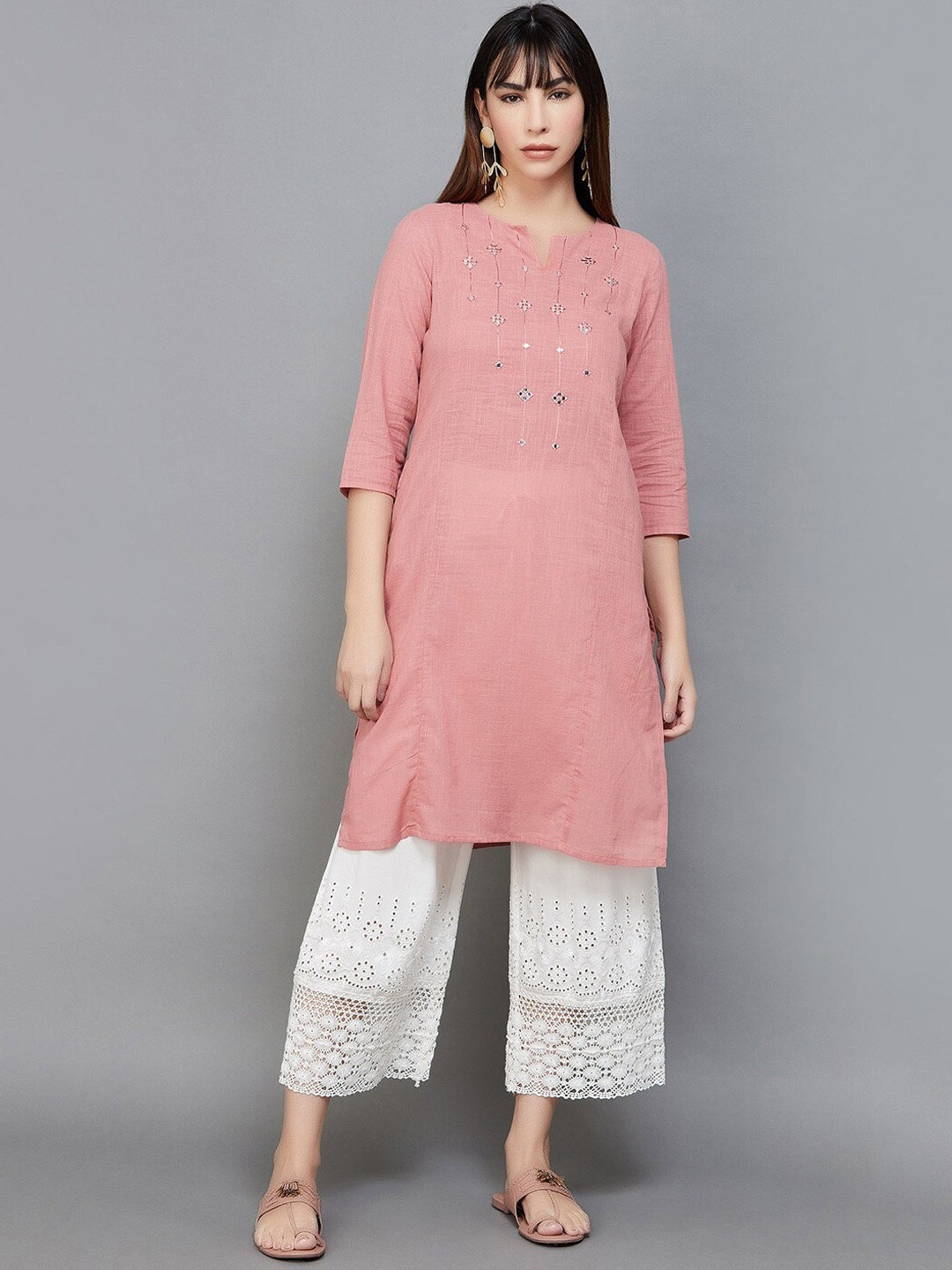 

Melange by Lifestyle Geometric Embroidered Keyhole Neck Chikankari Kurta, Pink