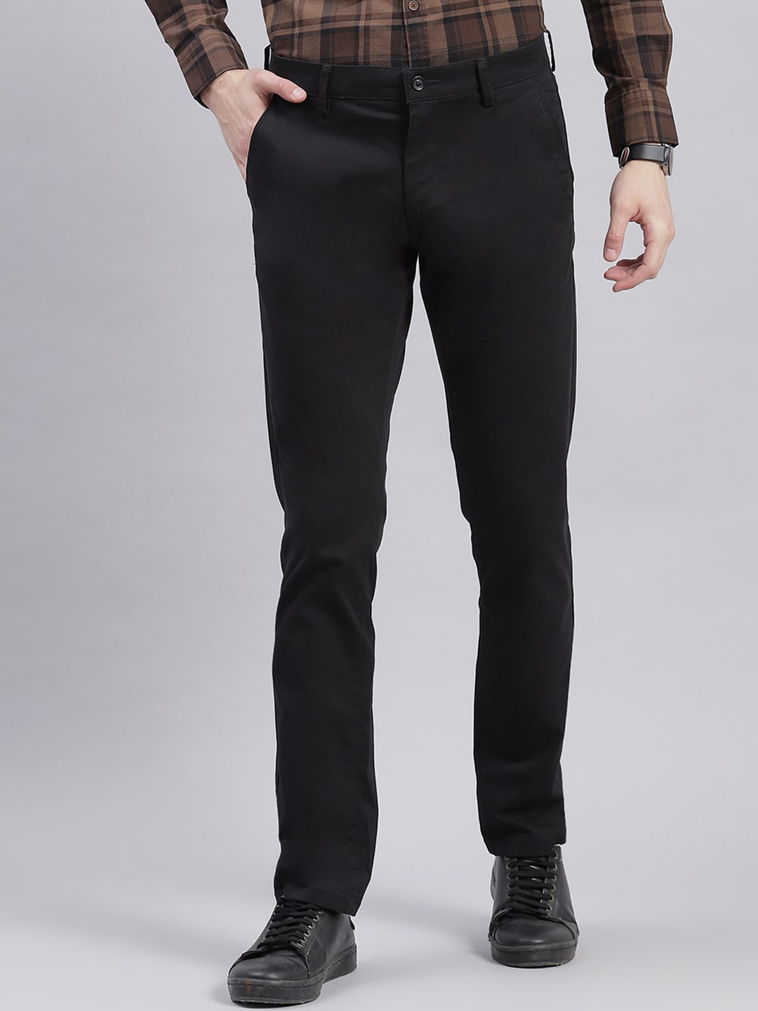

Monte Carlo Men Tapered Fit Trousers, Black