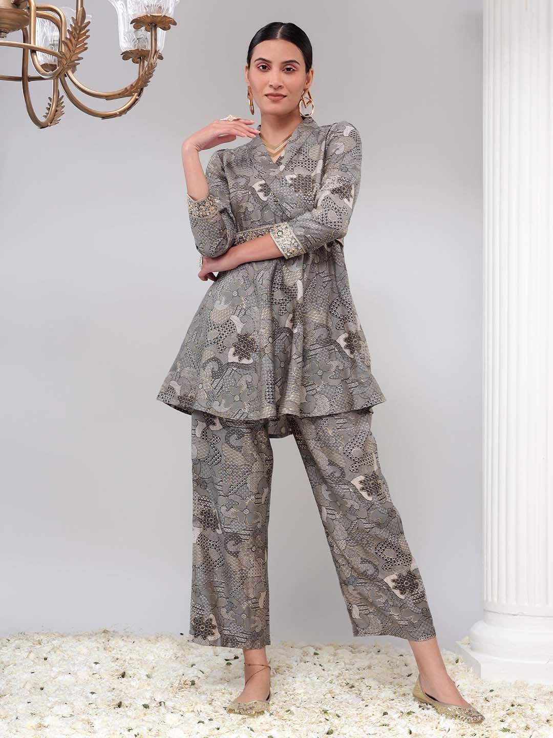 

Bani Women Floral Printed Shawl Collar Tunic with Trousers, Grey