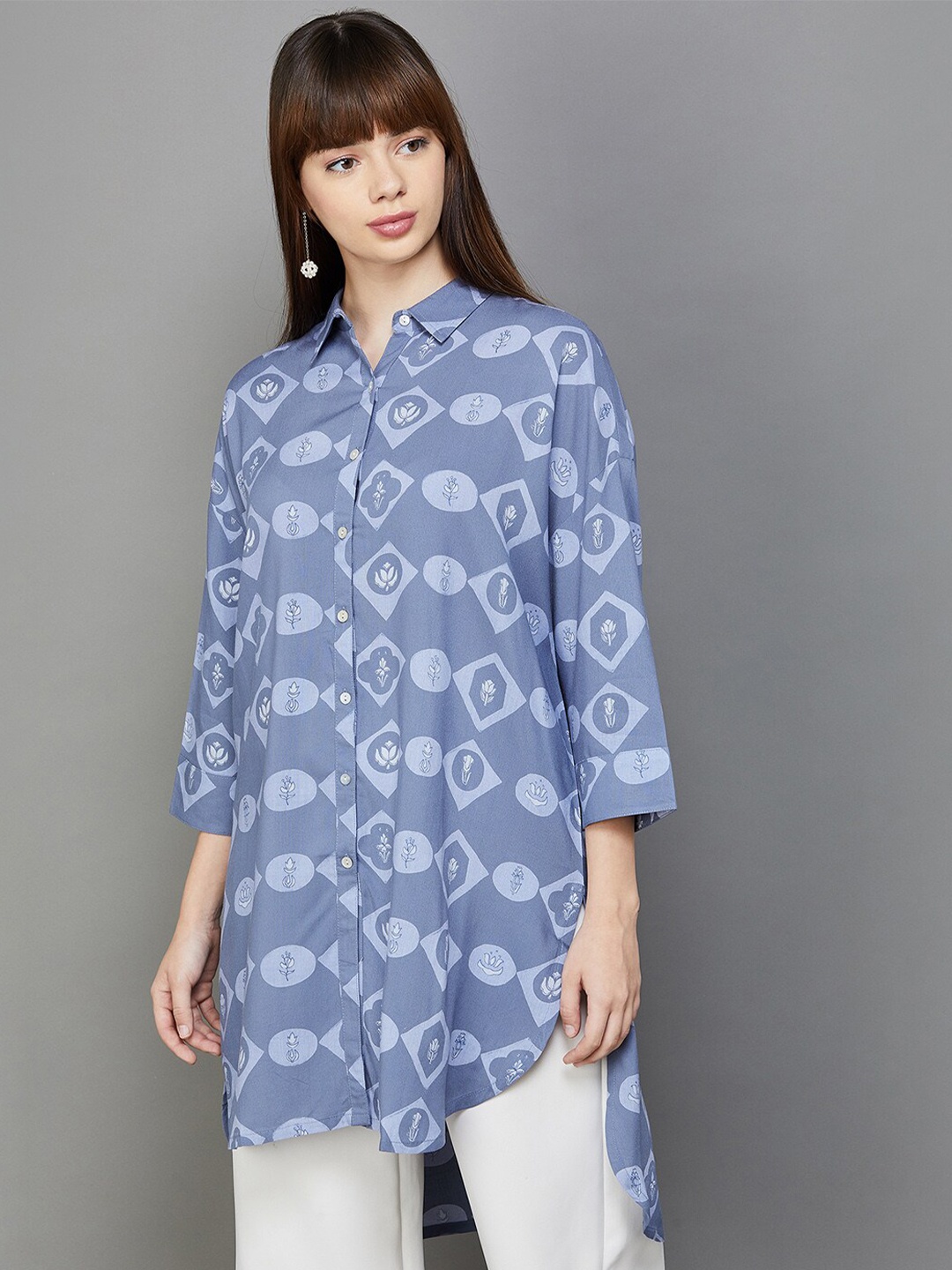 

Colour Me by Melange Geometric Printed Opaque Casual Shirt, Blue