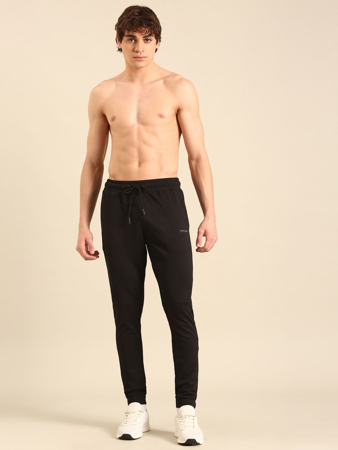 

Pepe Jeans Men Mid-Rise Sports Joggers, Black