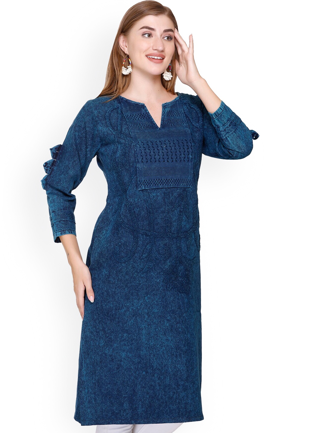 

Elthia Geometric Embroidered Round Neck Thread Work Cotton Straight Kurta, Blue