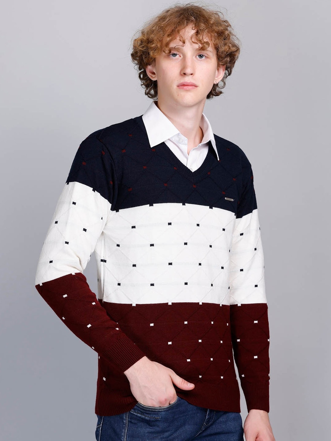 

GODFREY Colourblocked Long Sleeves V-Neck Wool Pullover Sweaters, Burgundy