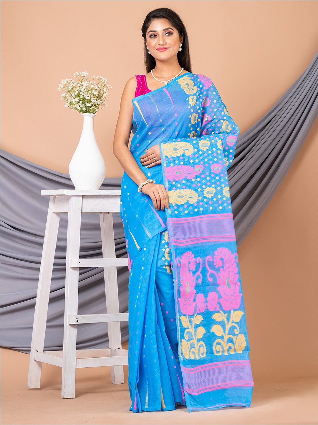 

HOUSE OF ARLI Ethnic Motifs Woven Design Pure Cotton Jamdani Saree, Blue