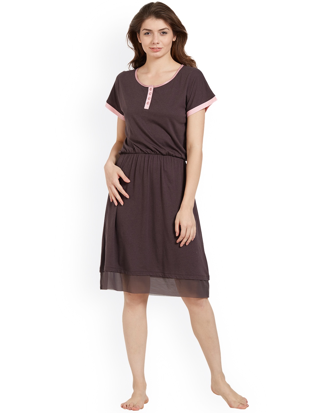 

Soie Burgundy Solid Nightdress NT-72BEJWELLED