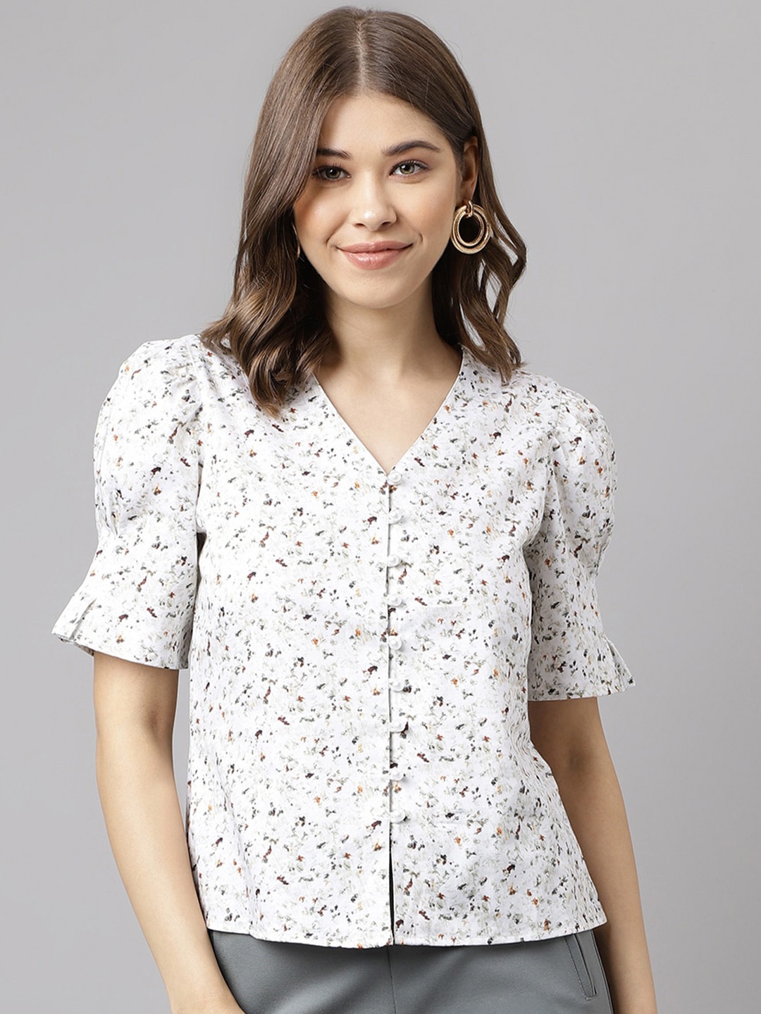 

Latin Quarters Floral Print V-Neck Puff Sleeve Shirt Style Top, Cream