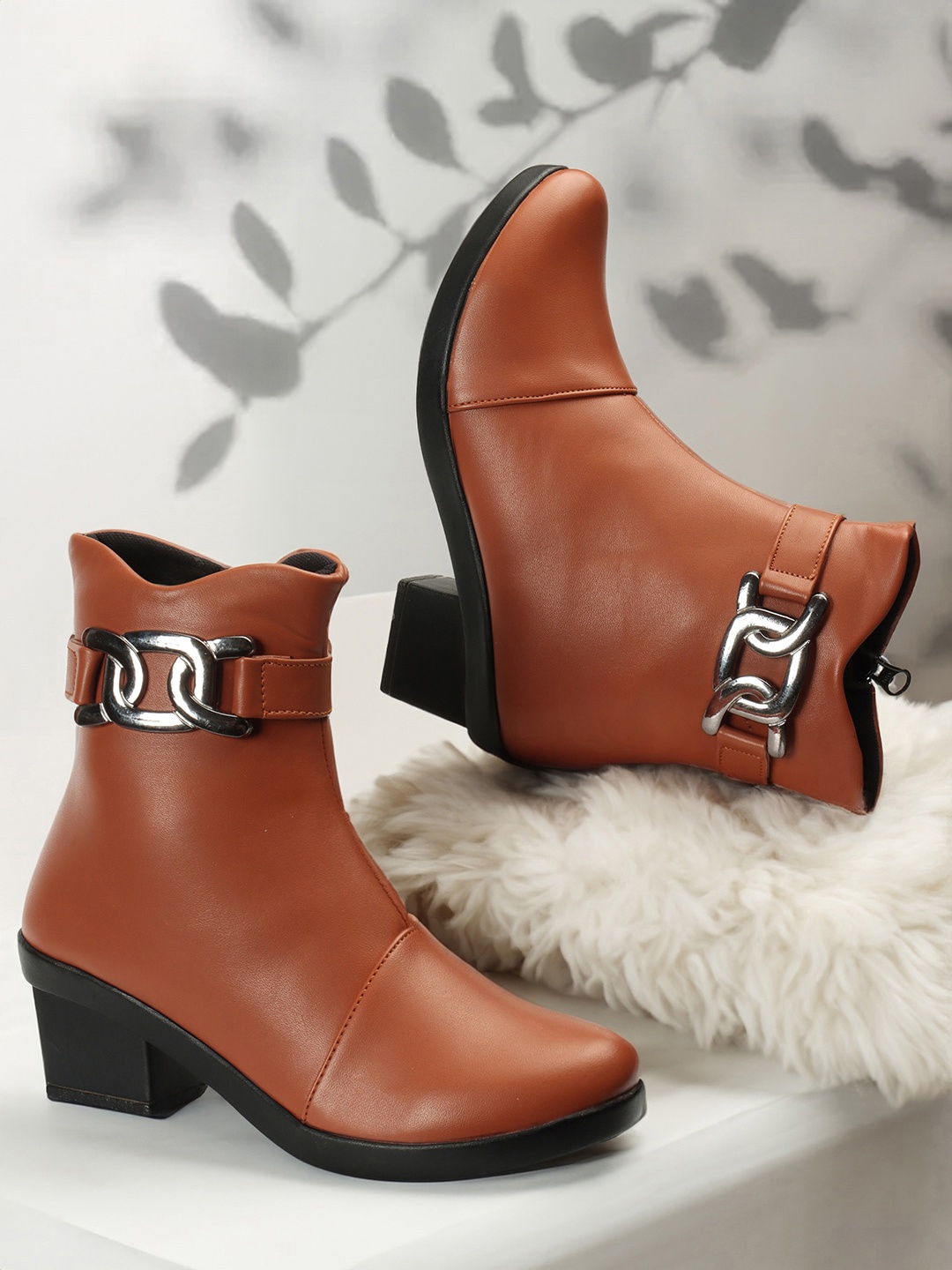 

The Roadster Lifestyle Co. Women Mid-Top Block Chelsea Boots, Tan