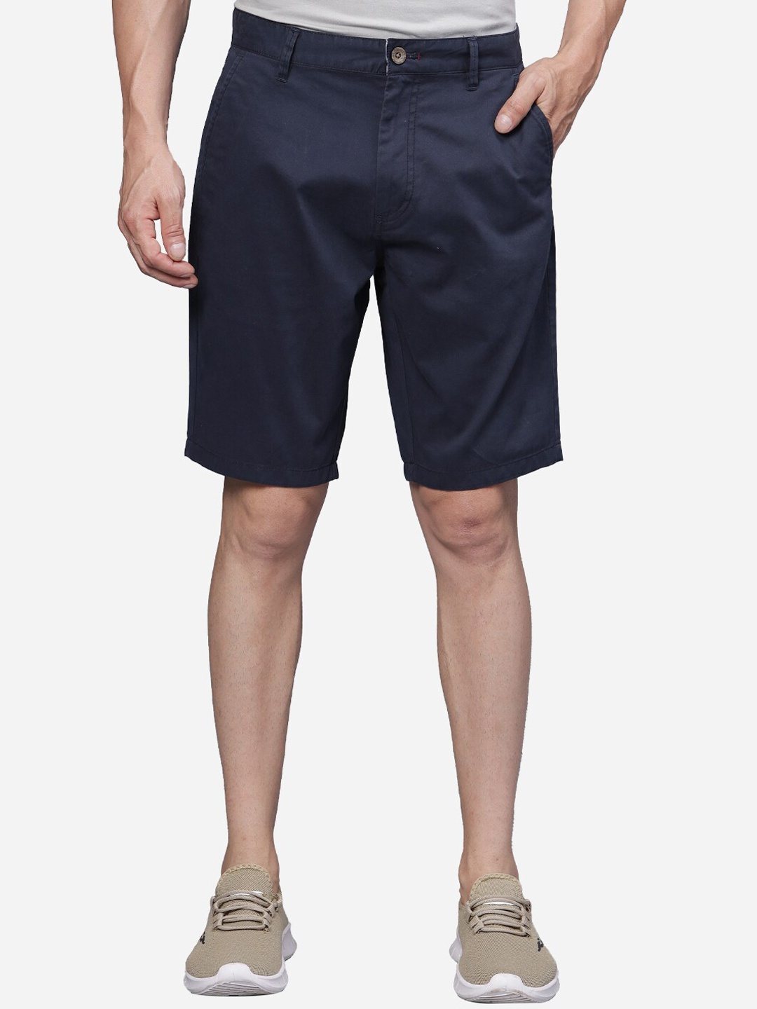 

t-base Men Mid Rise Cotton Chino Shorts, Navy blue