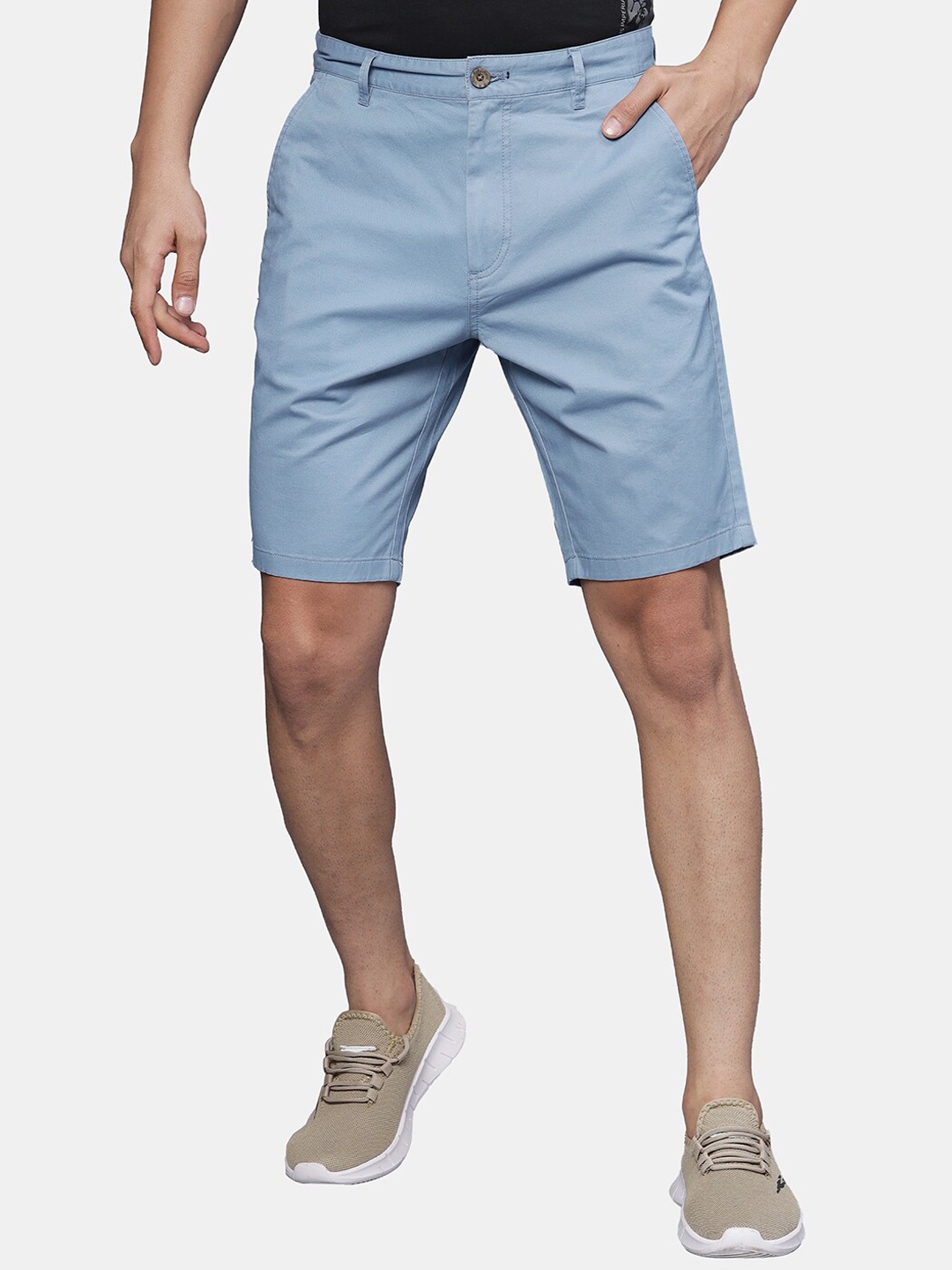 

t-base Men Mid-Rise Cotton Chino Shorts, Blue