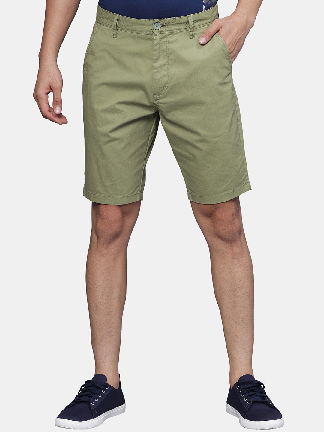 

t-base Men Mid-Rise Cotton Shorts, Green