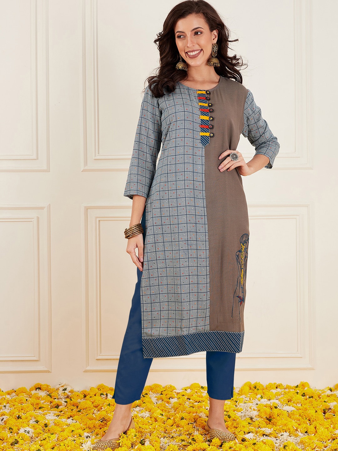 

Sangria Checked Thread Work Kurta, Grey