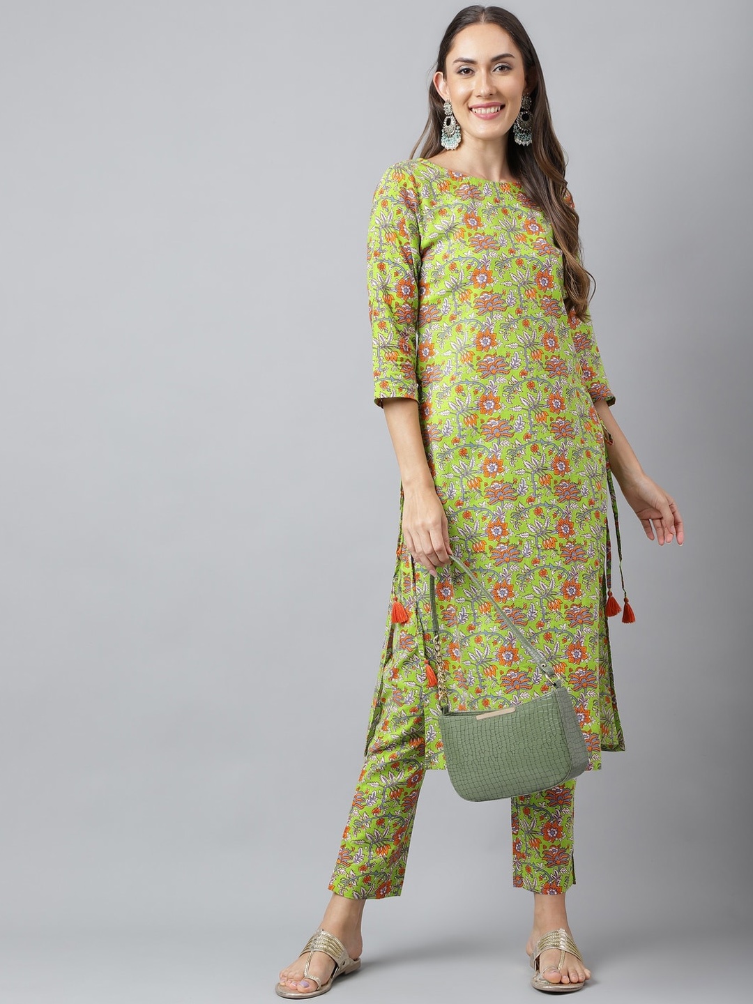 

Janasya Ethnic Motifs Printed Regular Pure Cotton Kurta With Trousers, Green