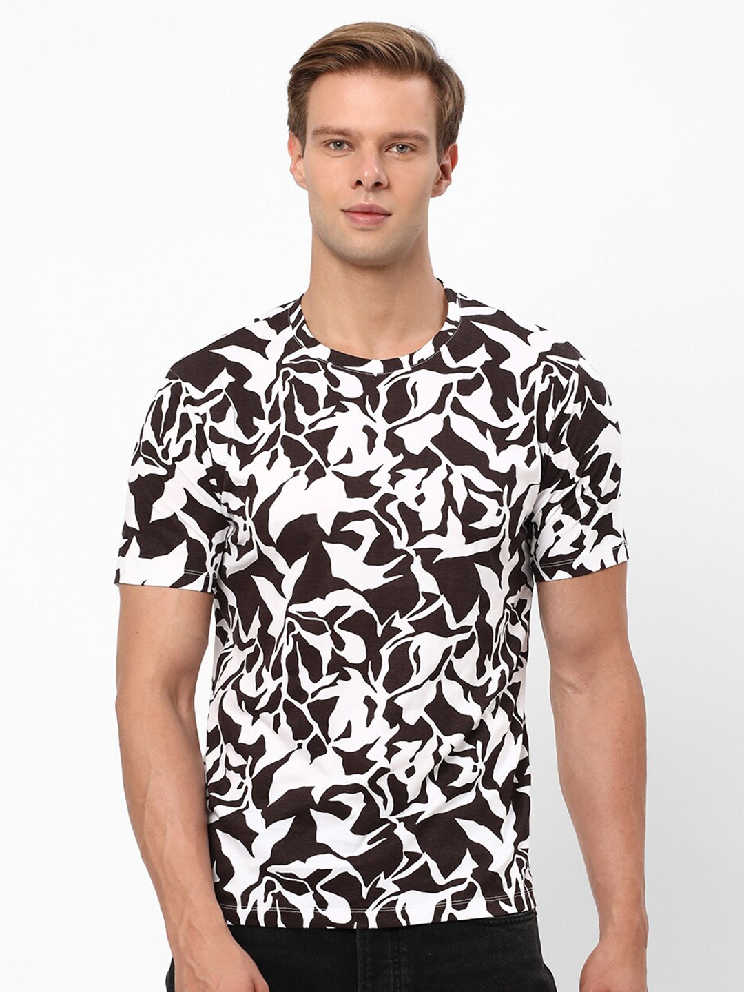 

R&B Abstract Printed Slim Fit Cotton T-shirt, White