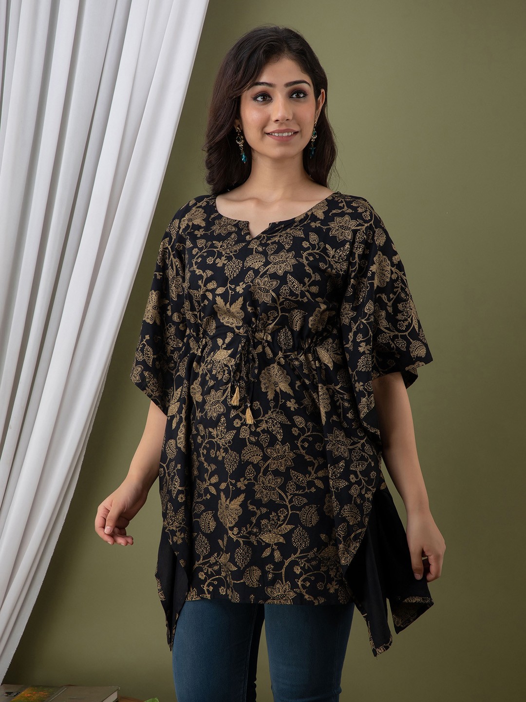 

Mialo fashion Ethnic Motifs Printed Kimono Sleeves Kaftan Kurti, Black
