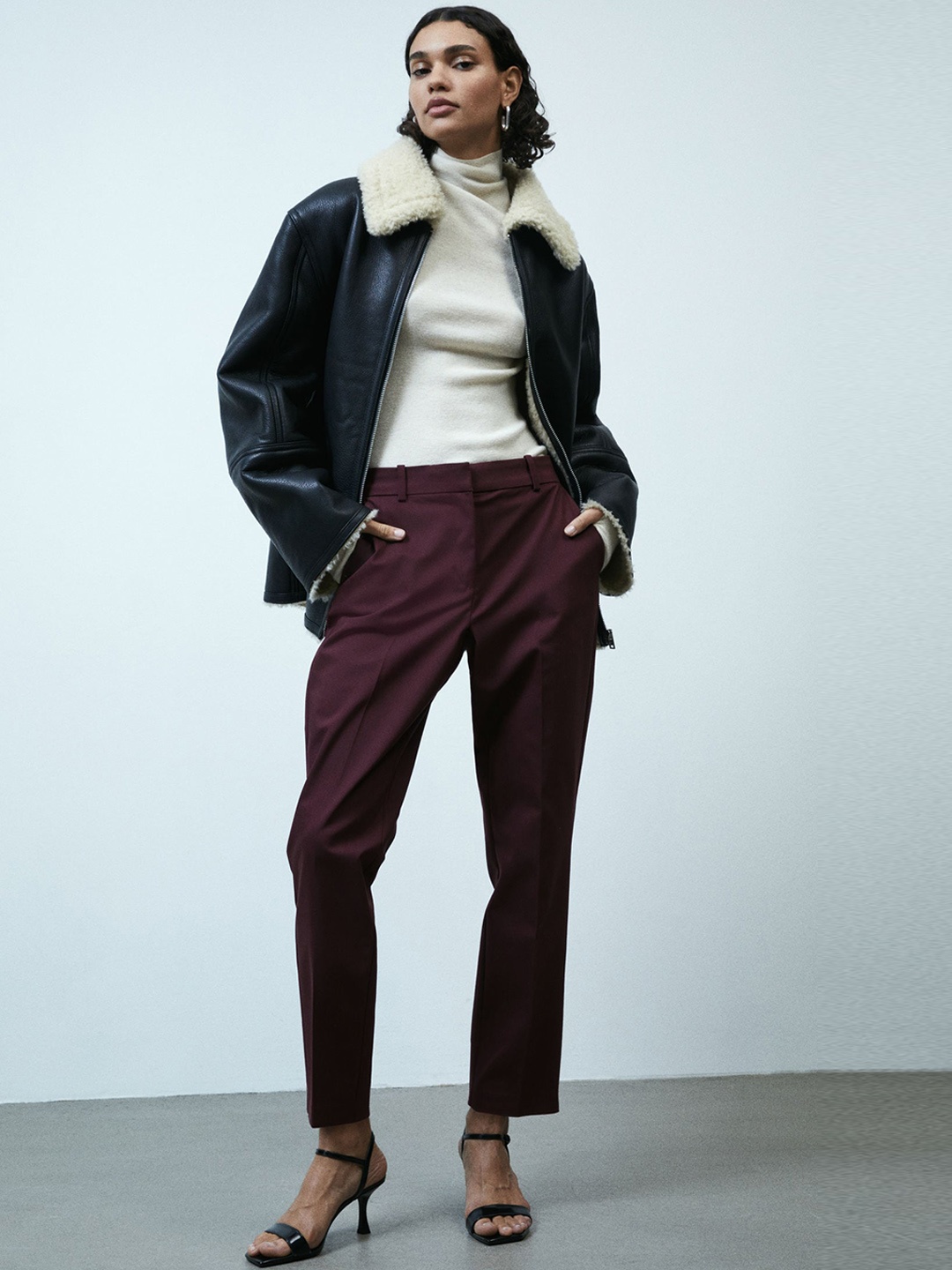 

H&M Women Cigarette Trousers, Burgundy