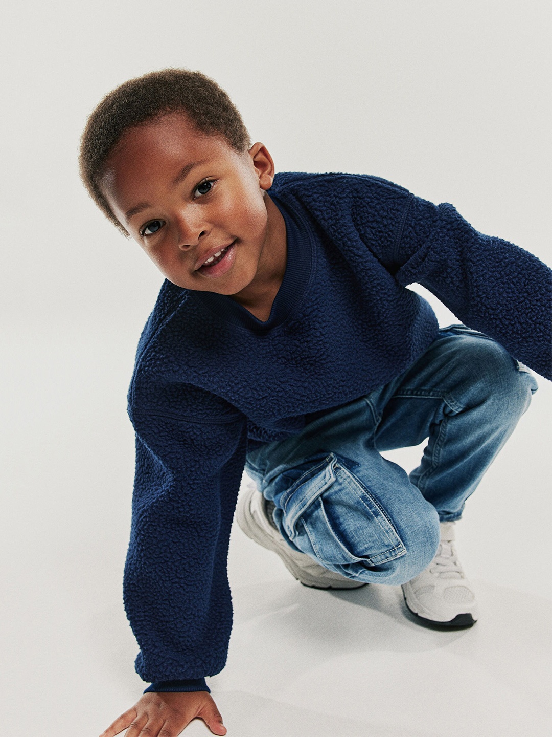 

H&M Boys Oversized Teddy Sweatshirt, Blue