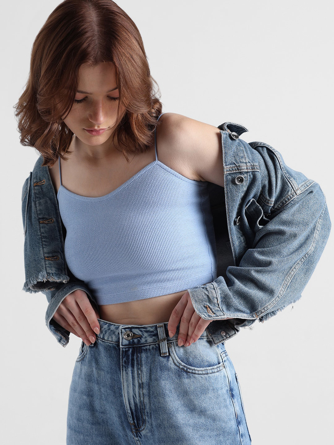 

ONLY Onlnew Gwen Shoulder Straps Crop Fitted Top, Blue