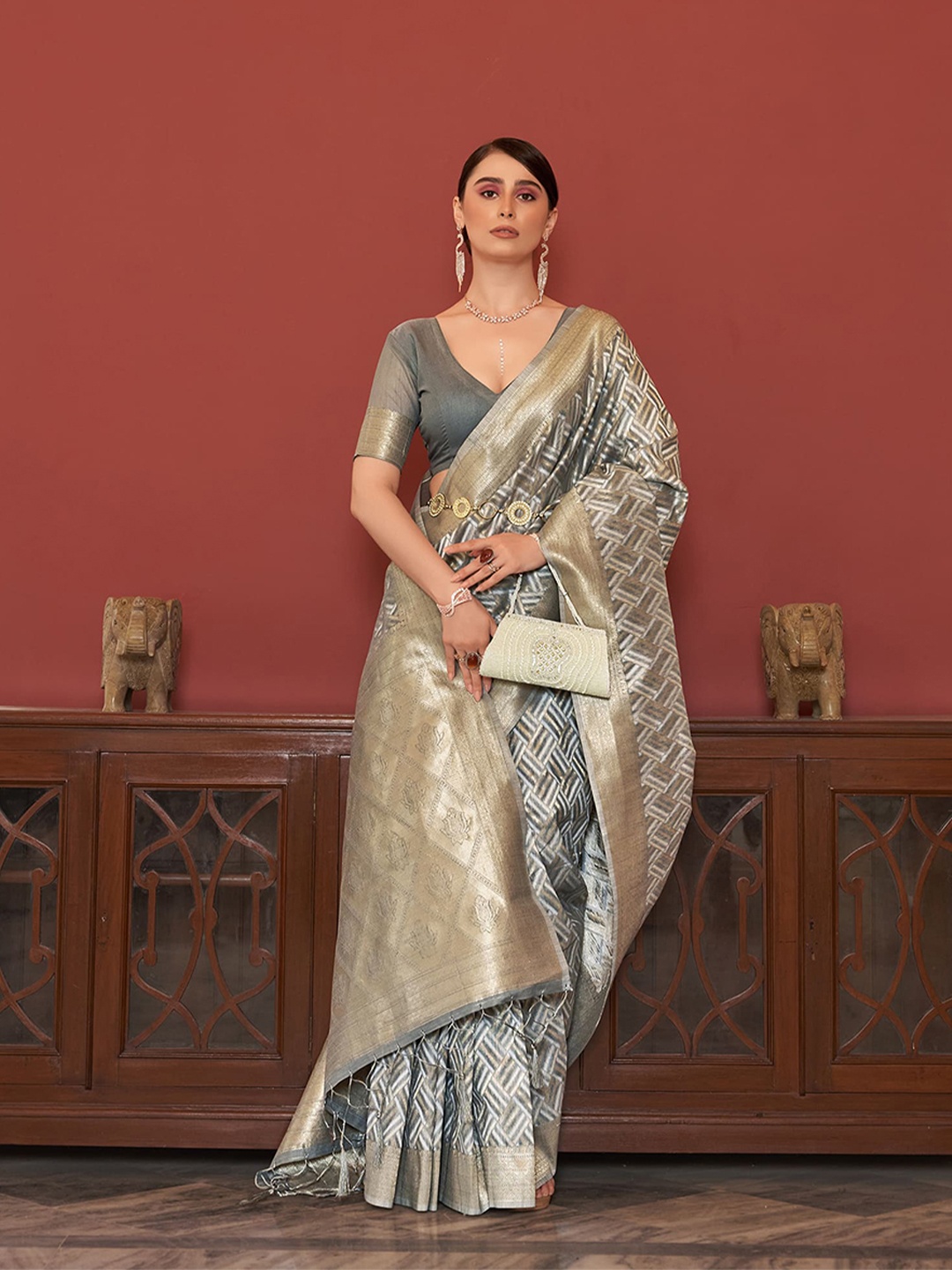 

elora Geometric Woven Design Zari Detail Saree, Grey