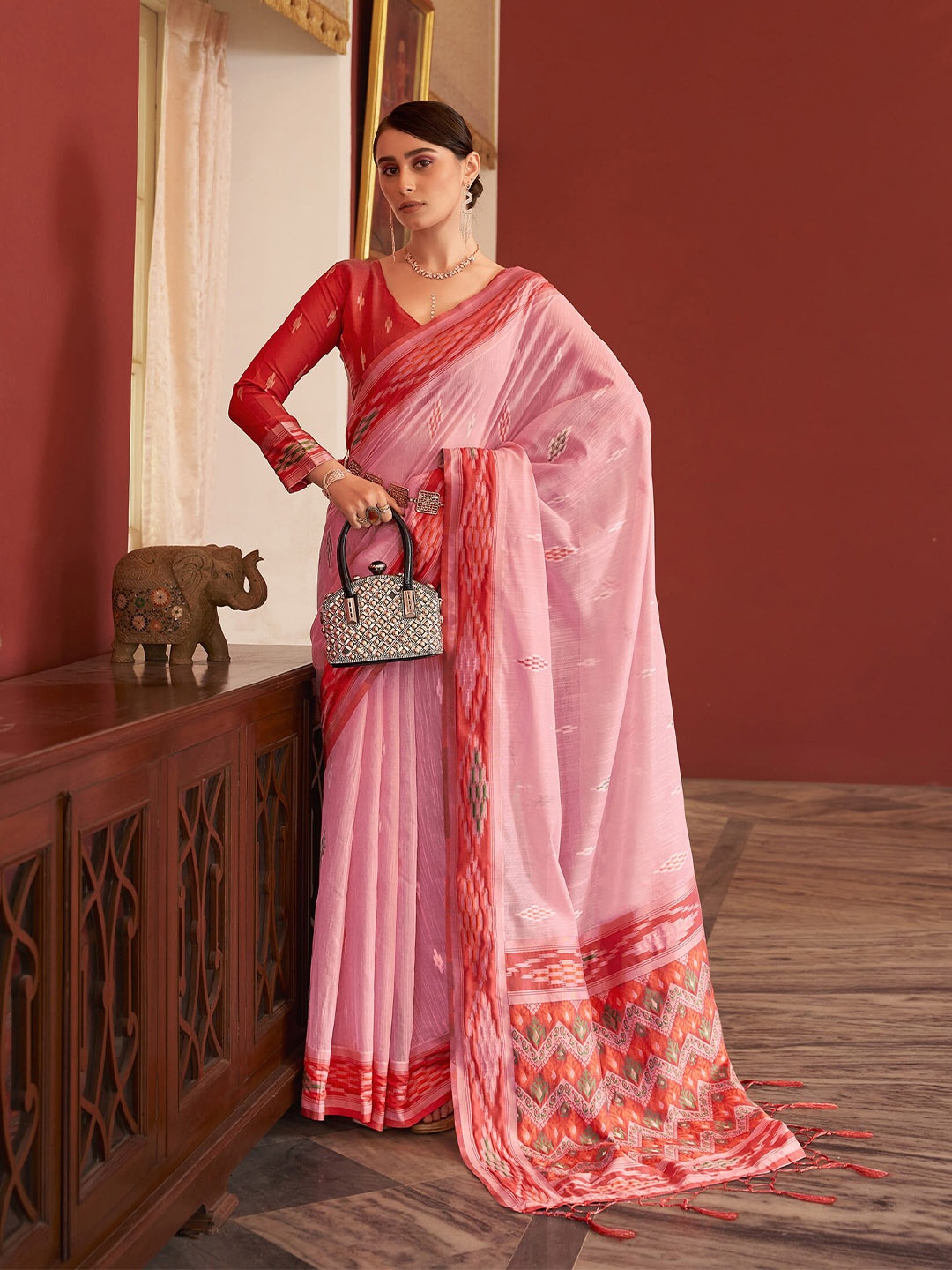 

elora Ethnic Motifs Woven Design Zari Detail Saree, Pink