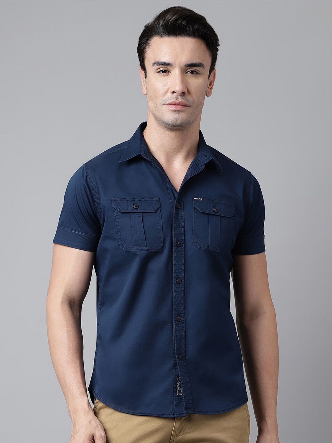 

Woodland Spread Collar Casual Shirt, Navy blue