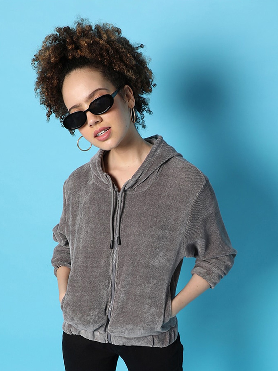

Campus Sutra Cotton Hooded Sweatshirt, Grey
