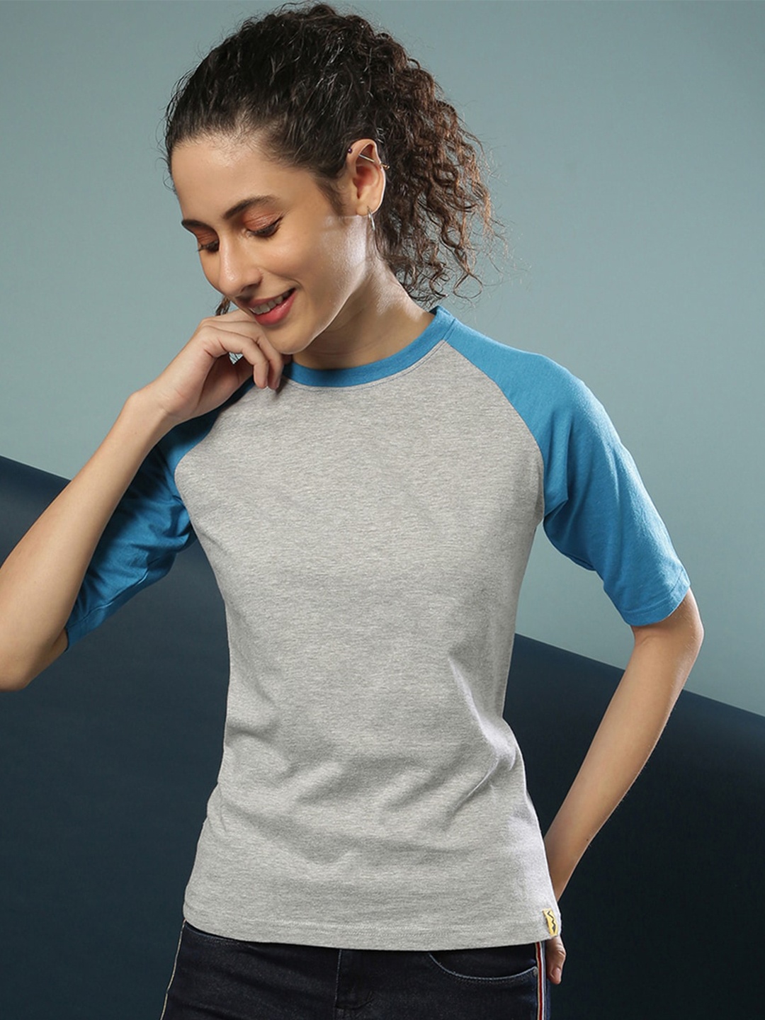 

Campus Sutra Raglan Sleeves Cotton T-Shirt, Blue