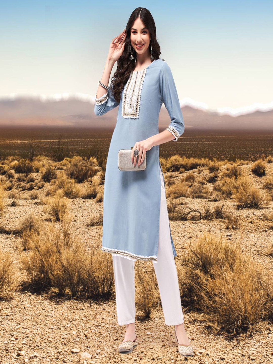 

Pannkh Yoke Design Mirror Work Kurta, Blue