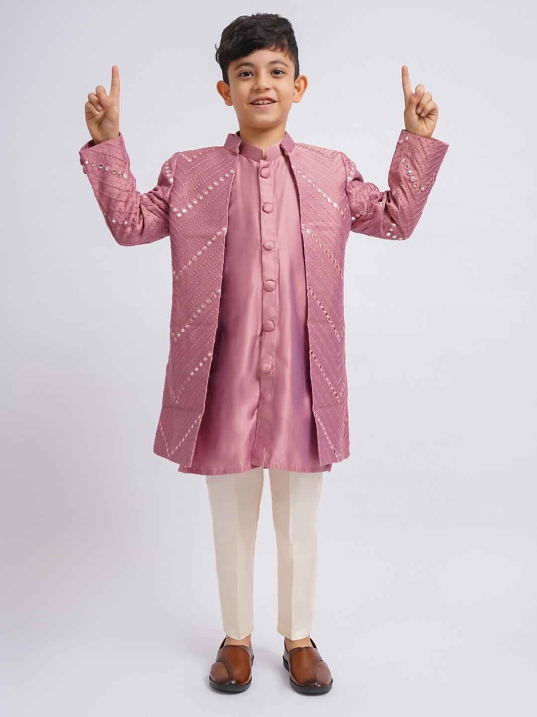 

VASTRAMAY Boys Mirror Work Sherwani Over Kurta Pyjama, Pink