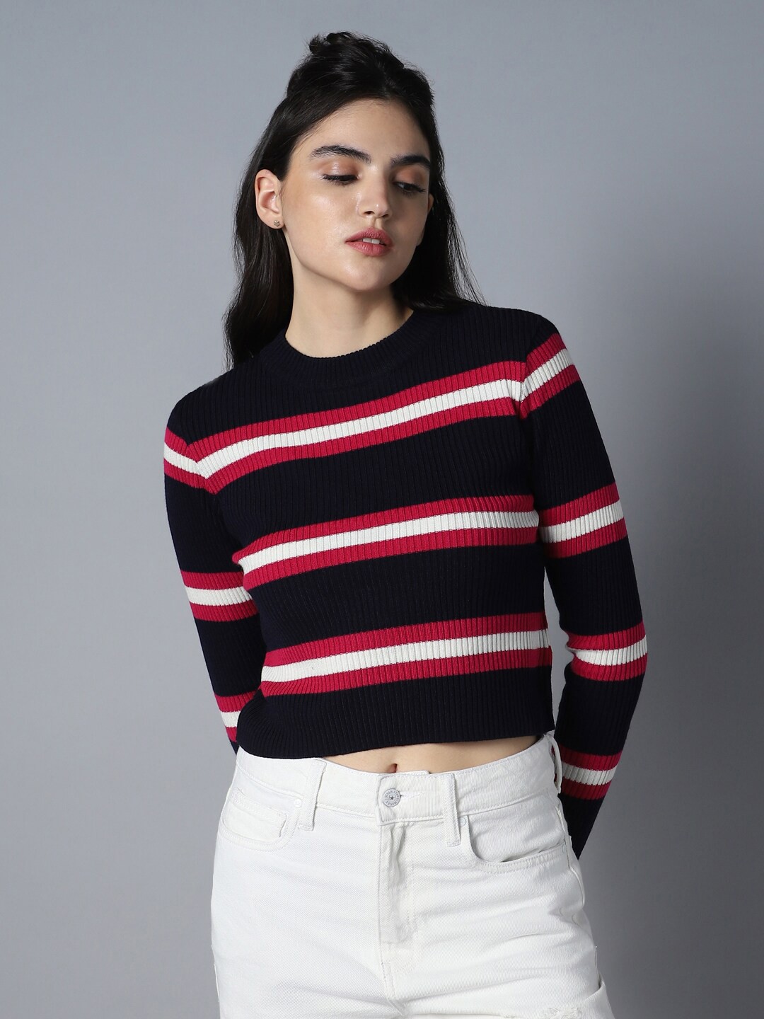 

High Star Striped Round Neck Long Sleeve Acrylic Crop Pullover Sweaters, Black