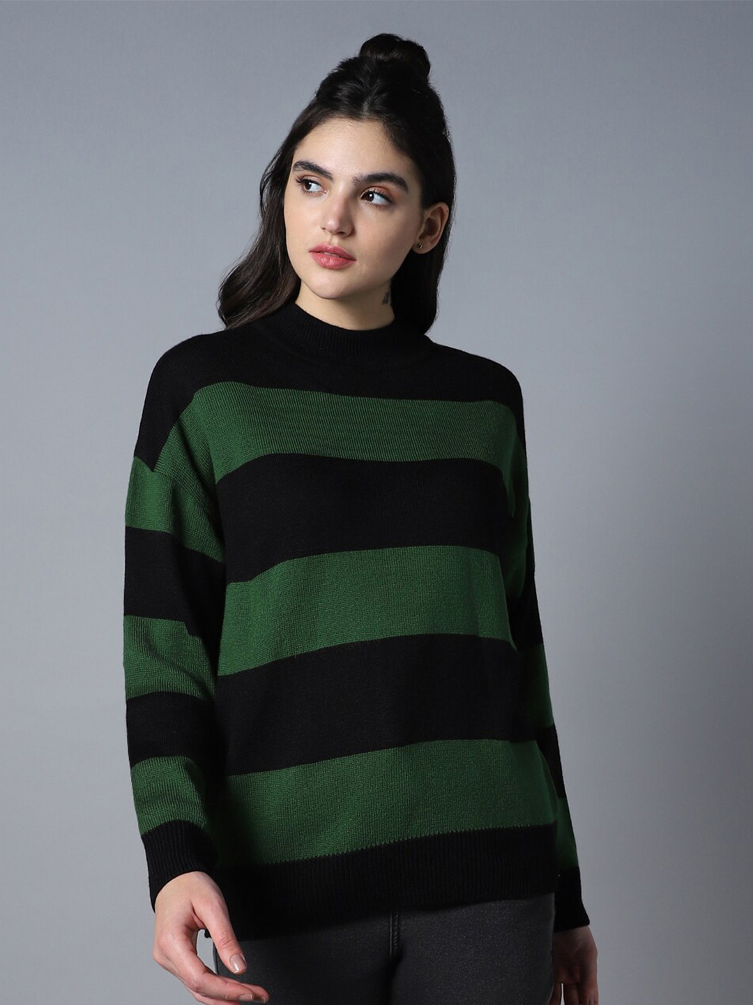 

High Star Striped Round Neck Long Sleeve Acrylic Pullover Sweaters, Black