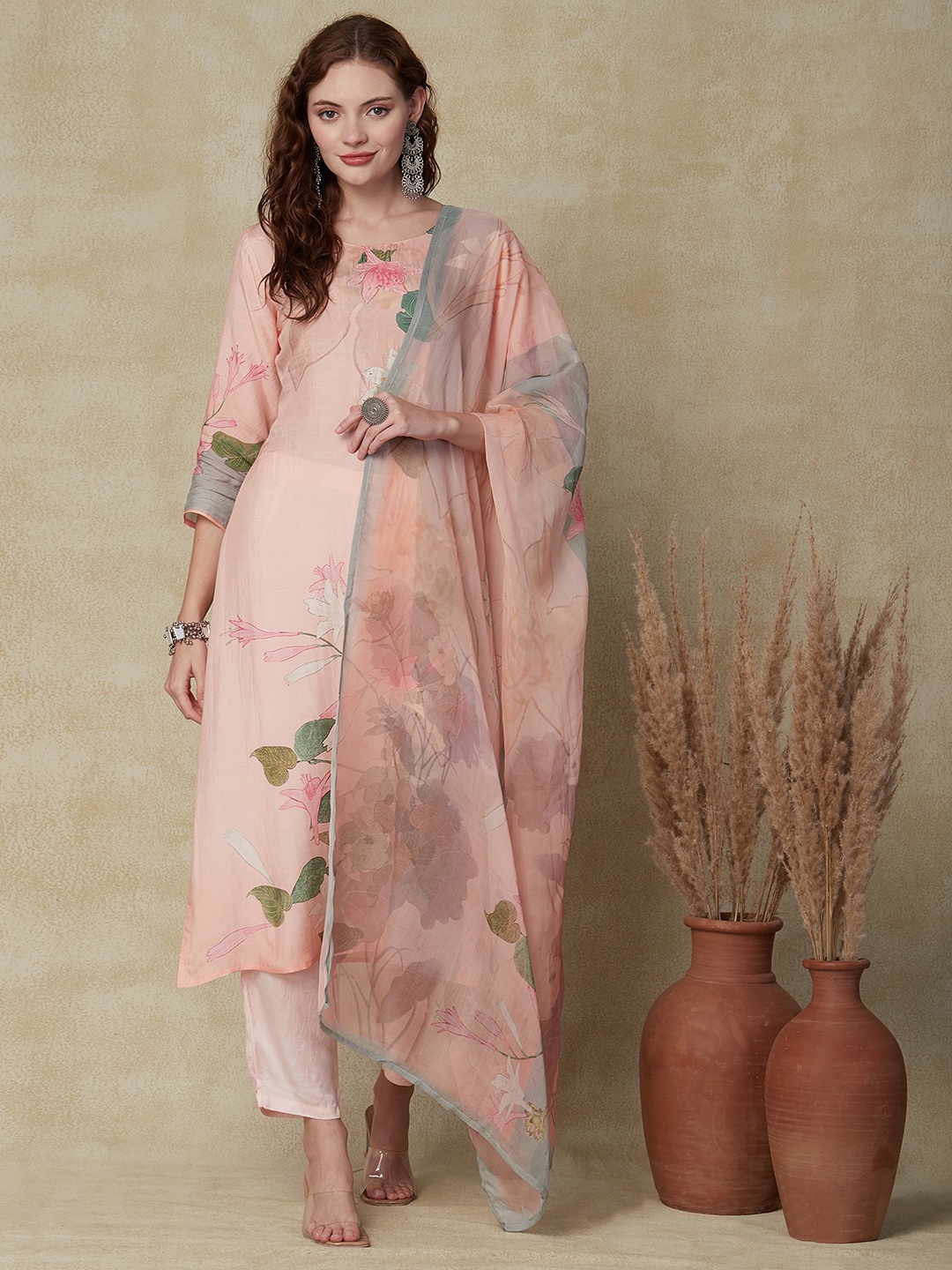 

FASHOR Peach-Coloured Floral Printed Straight Kurta & Trousers With Dupatta