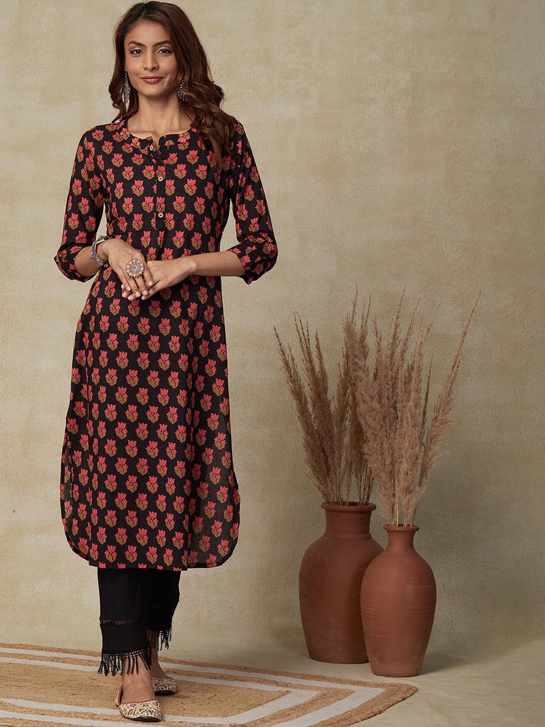 

FASHOR Ethnic Motifs Printed Straight Kurta, Black