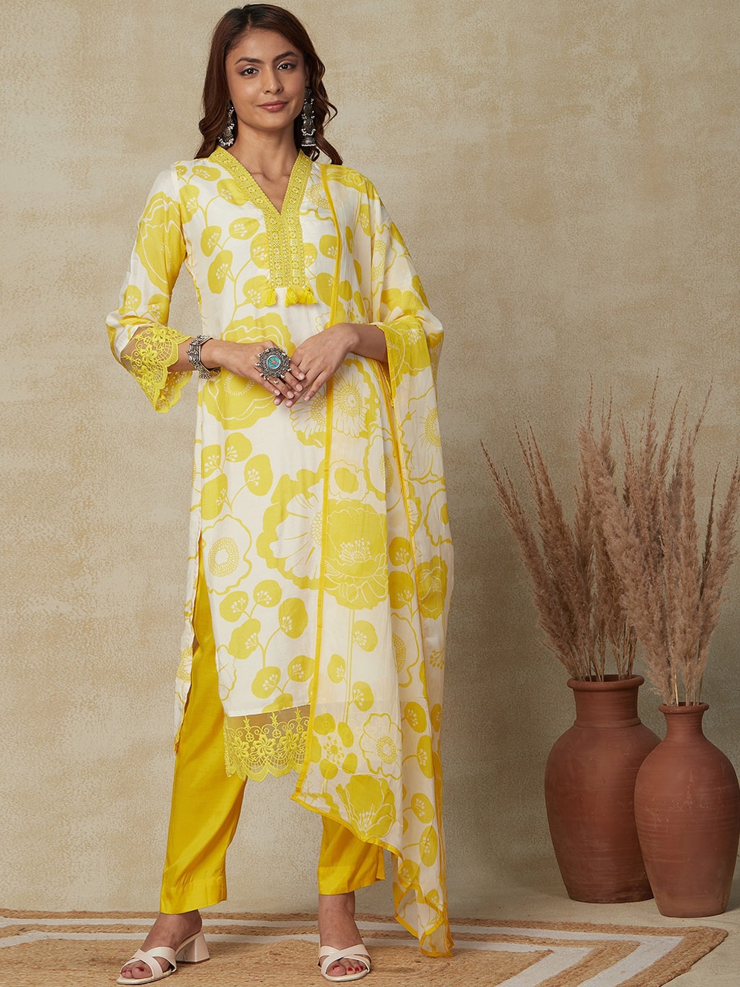 

FASHOR Floral Printed Thread Work Kurta with Trousers & Dupatta, Yellow