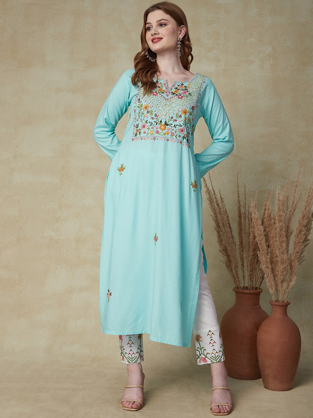 

FASHOR Floral Embroidered Straight Kurta, Blue