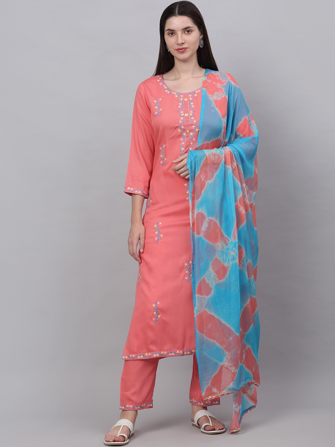 

Kamayra Floral Embroidered Kurta With Trousers & Dupatta, Peach