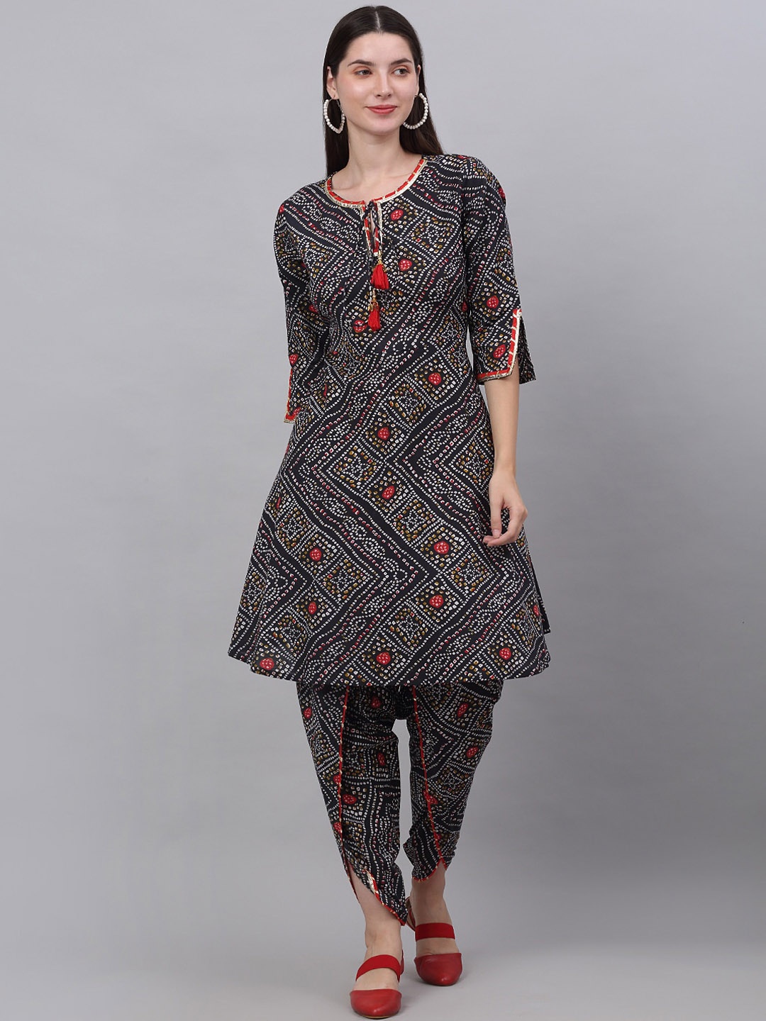 

Kamayra Bandhani Printed Gotta Patti Pure Cotton A-Line Kurta With Dhoti Pants, Black