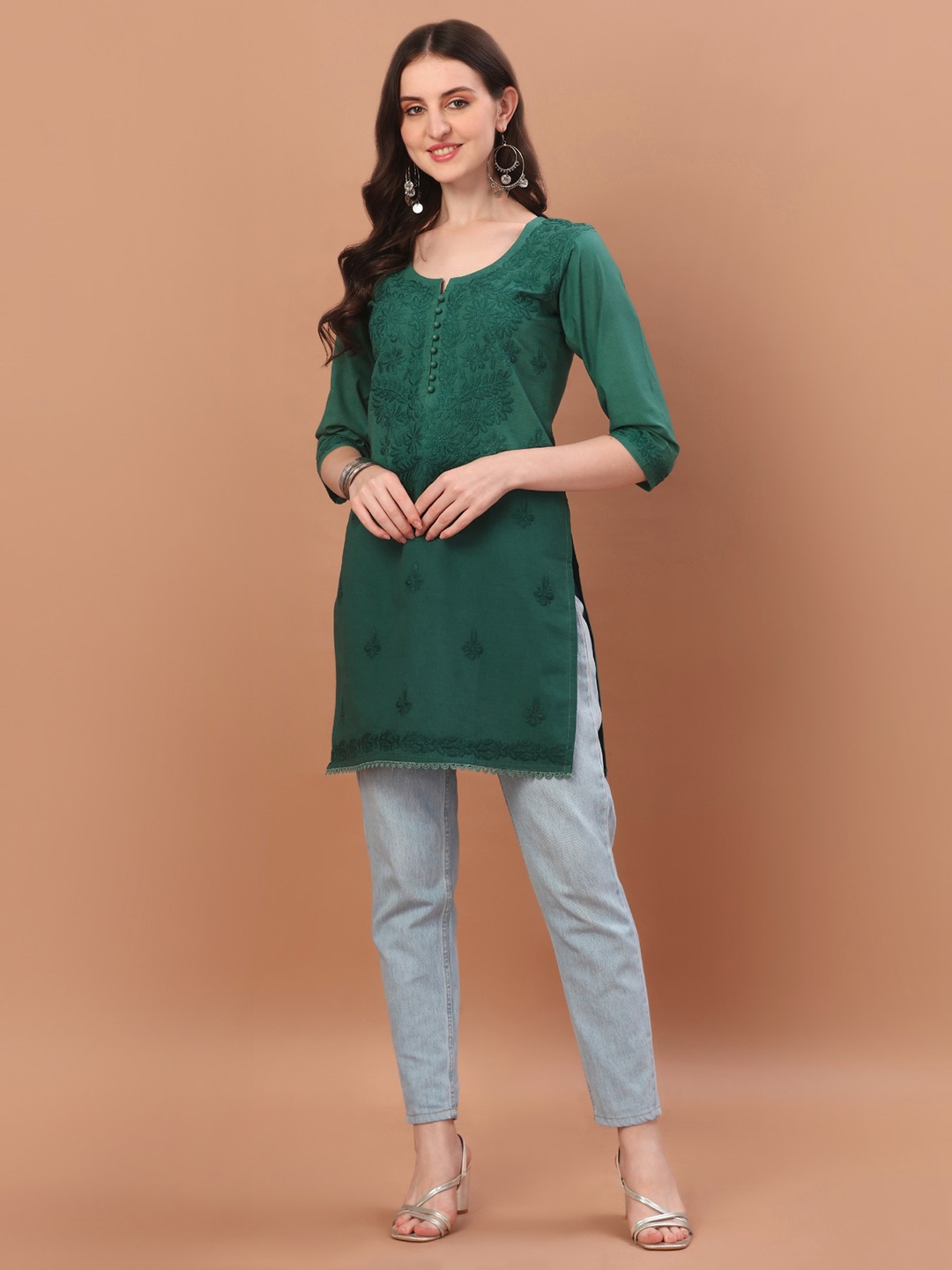 

SAZRIKA Floral Embroidered Chikankari Pure Cotton Kurti, Green