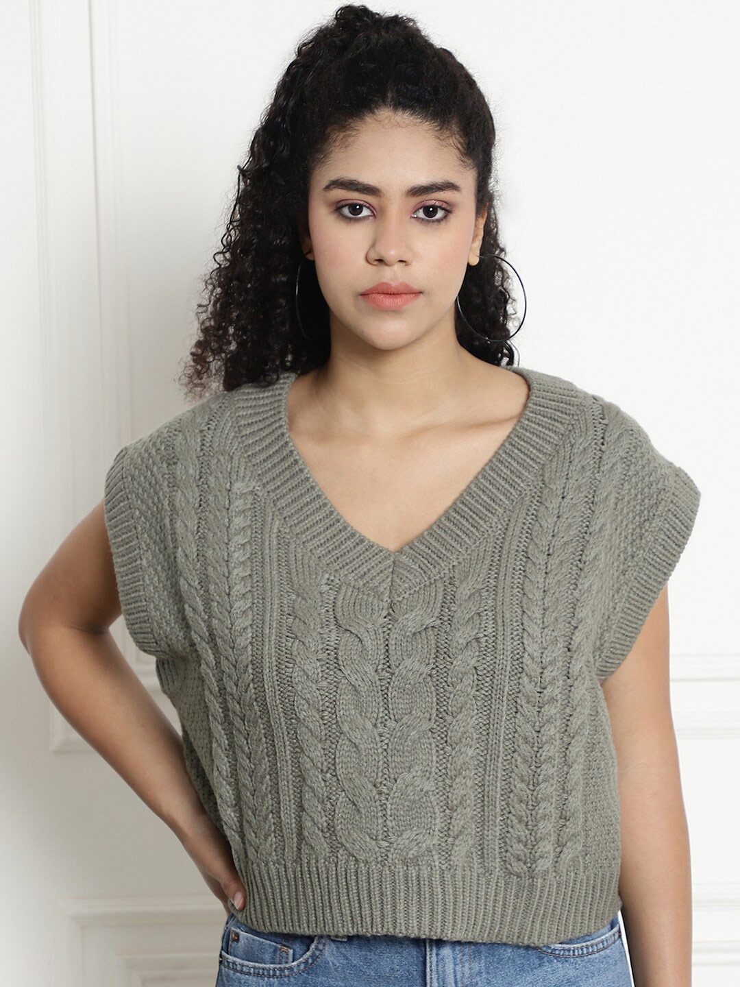 

NoBarr Self Design Cable Knit Acrylic Crop Sweater Vest, Green