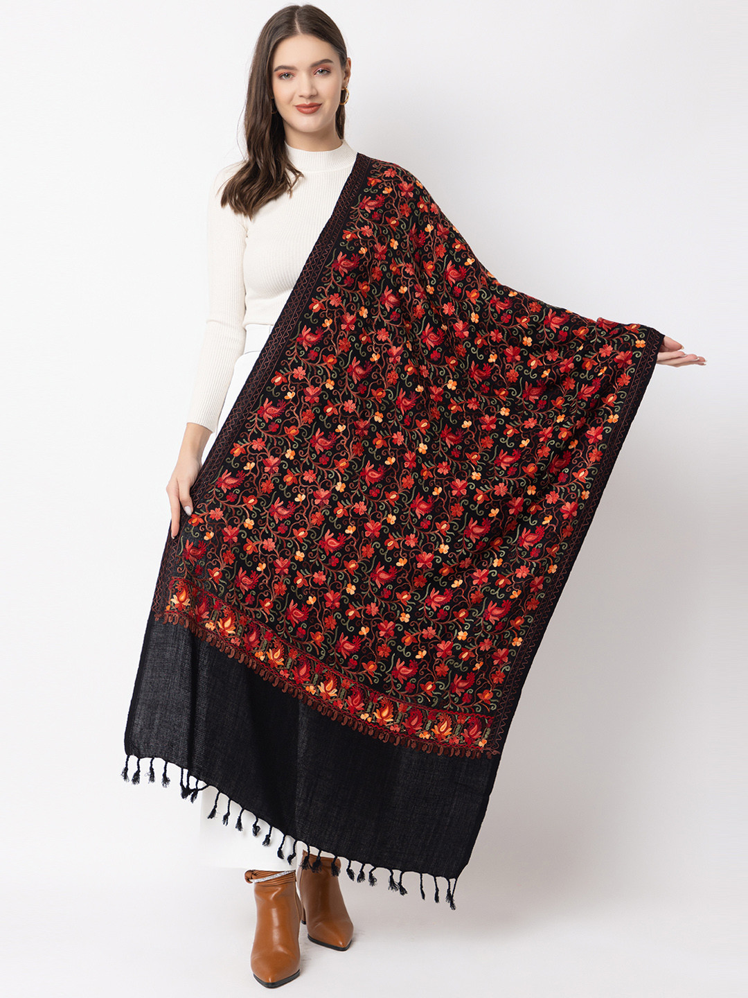 

CASMIR Floral Embroidered Acrylic Stole, Black