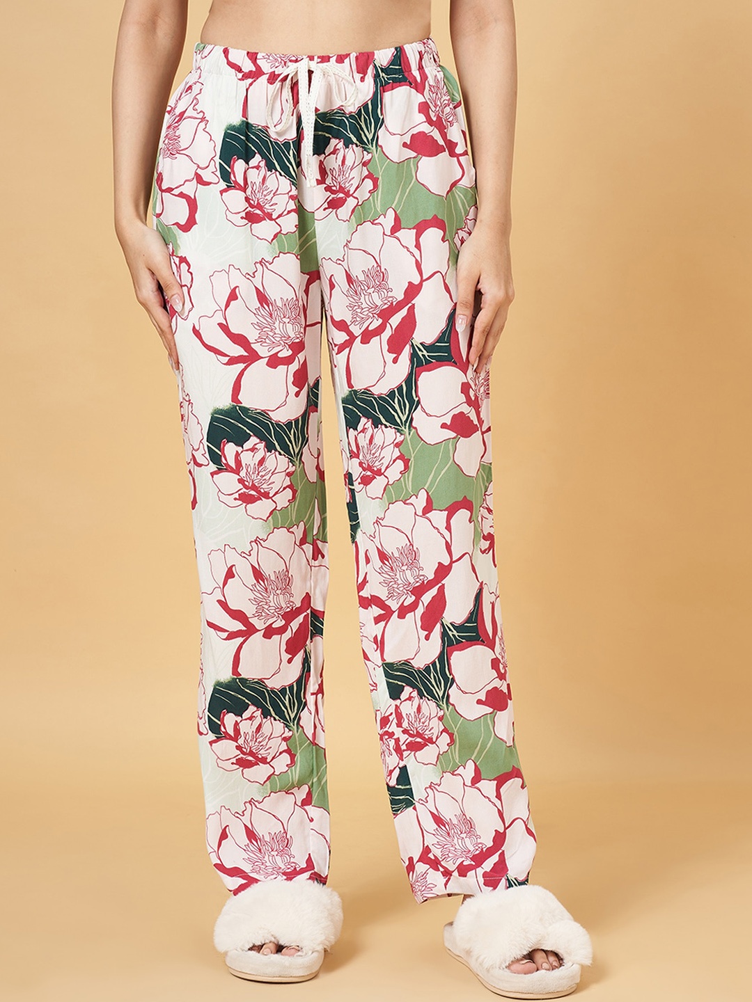 

Dreamz by Pantaloons Women Printed Lounge Pants, White