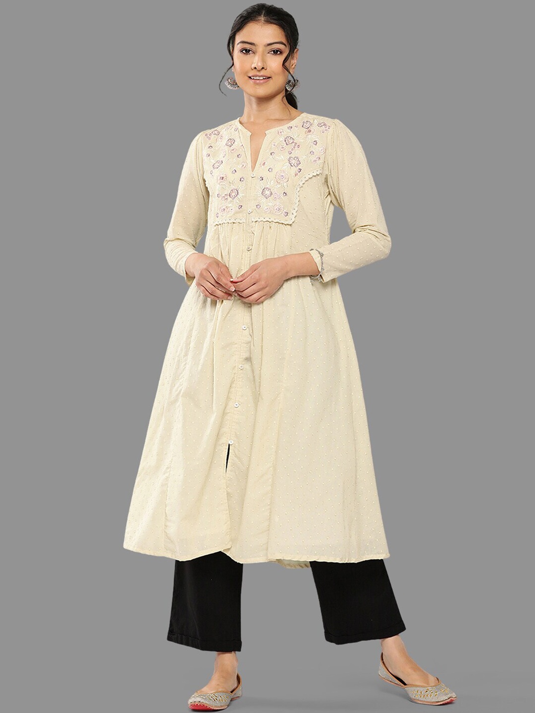 

Janasya Floral Embroidered Cotton A-Line Kurta, Off white